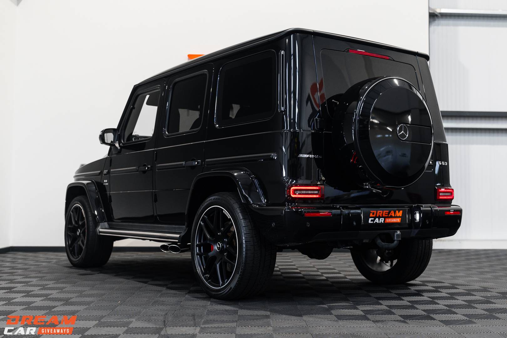 Win this Huracan Evo OR Mercedes-Benz G63 AMG & £10,000 or £140,000 Tax Free