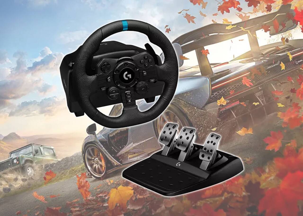 LOGITECH G923 Racing Wheel & Pedals - XBOX, PC or PS5