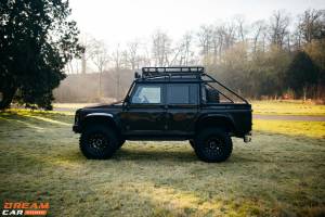 Land Rover 'Spectre' Defender 110 & £1000
