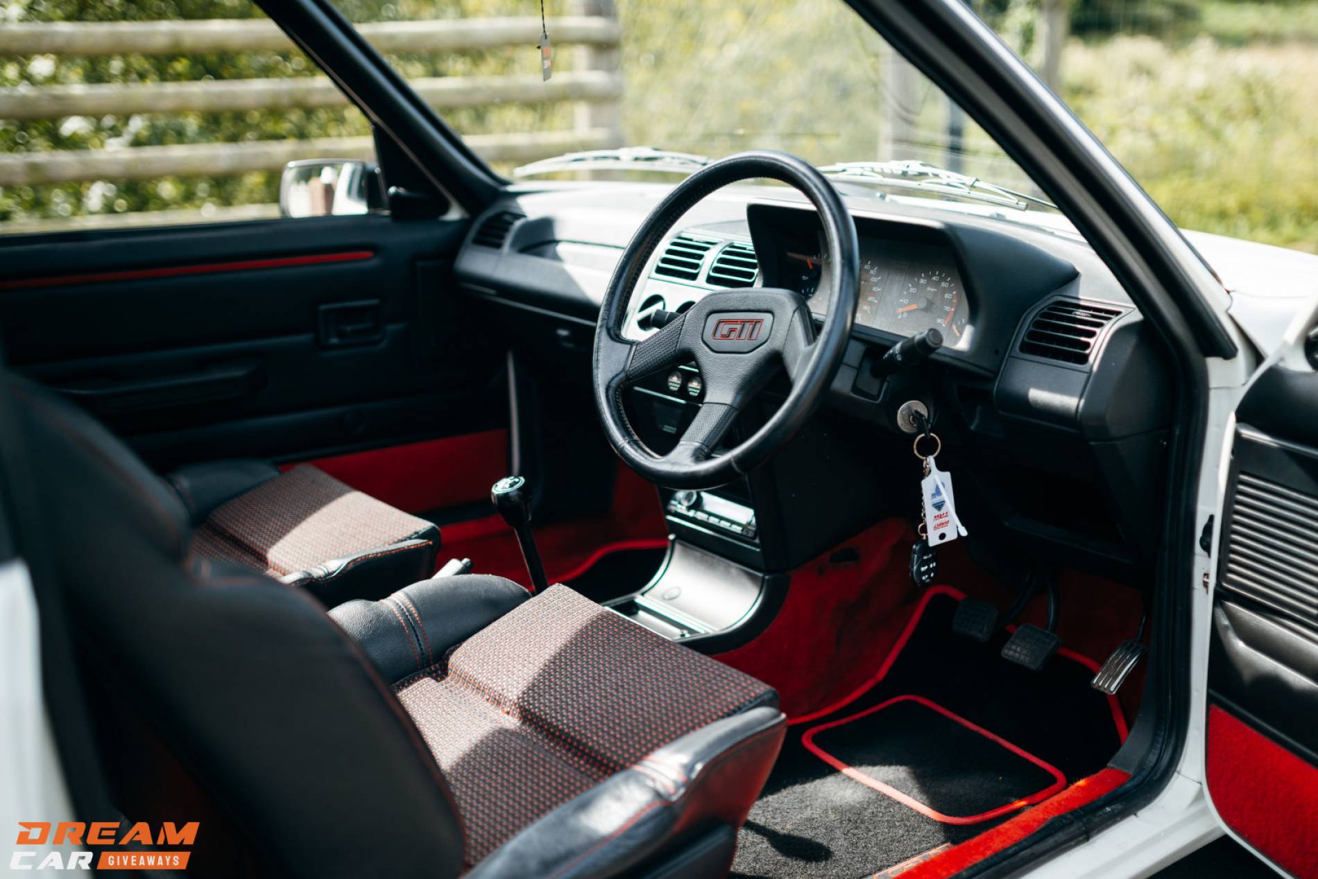 Peugeot 205 GTi6