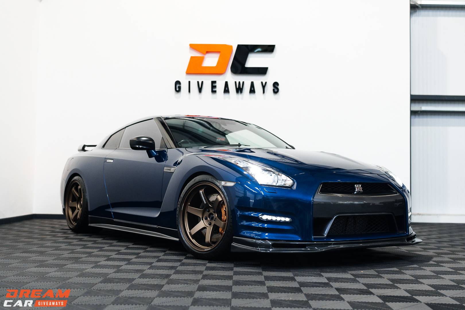 Win this Nissan R35 GTR LM800