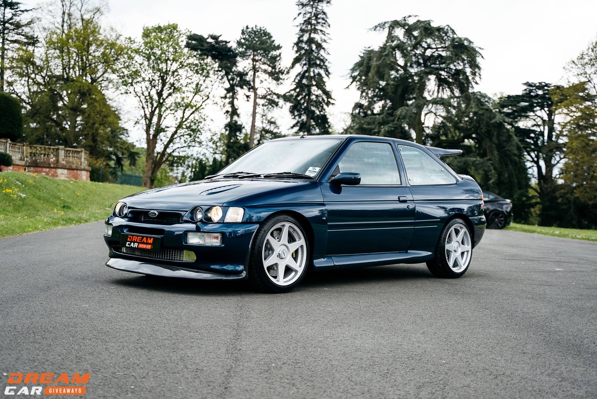 Ford Escort RS Cosworth & £1000