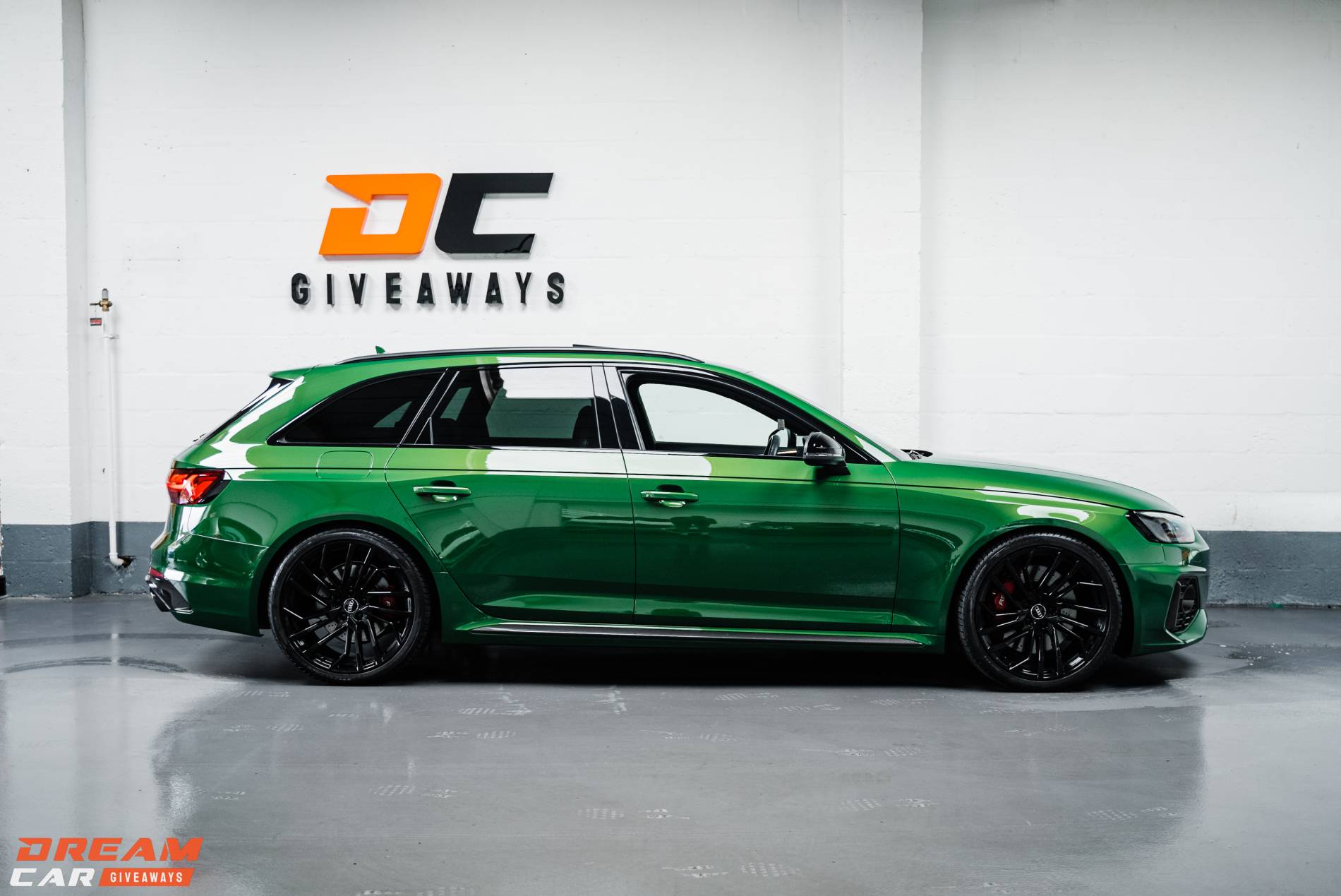 2020 Audi RS4 Carbon Black & £1500 OR £54,000 Tax Free