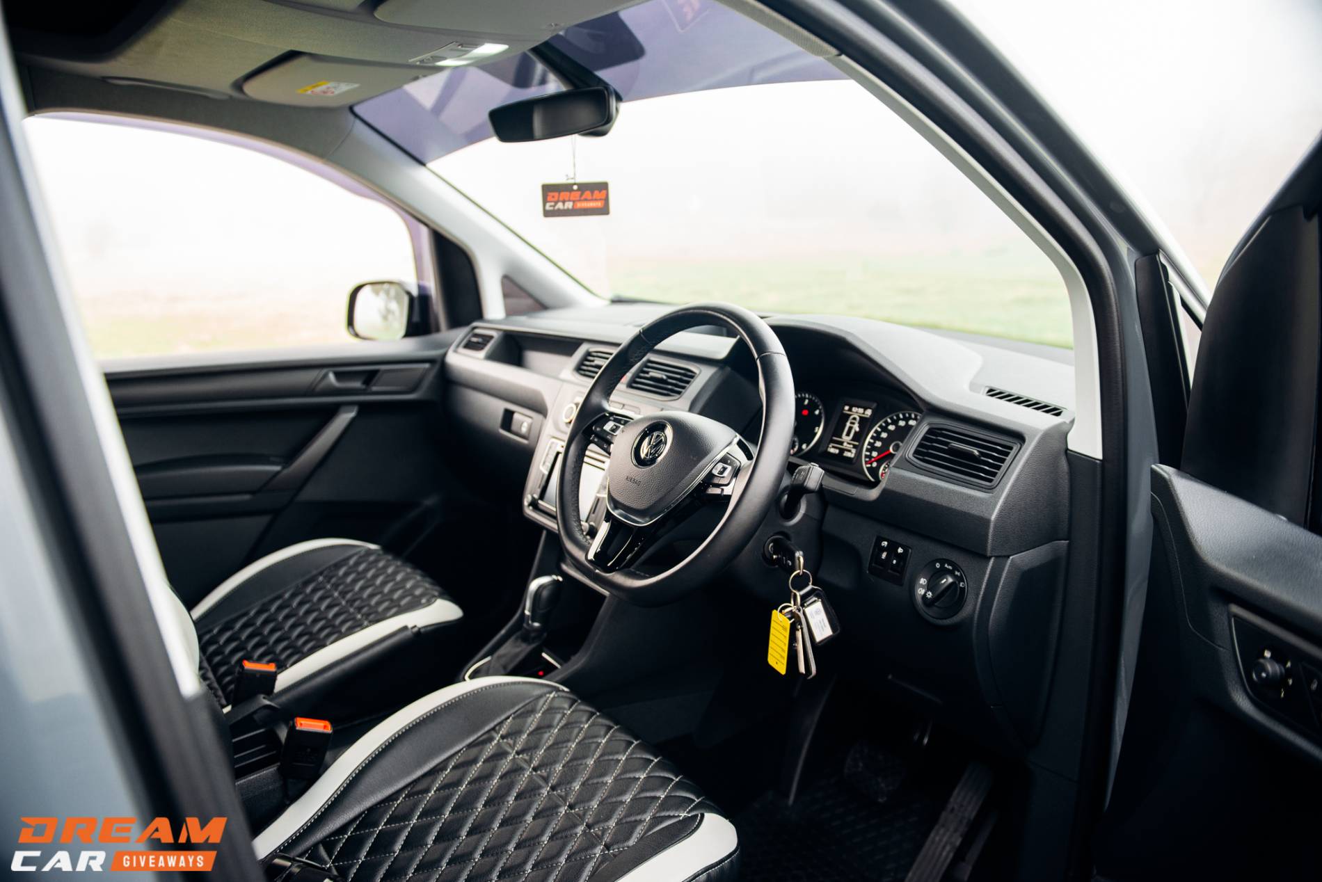 2020 Volkswagen Caddy & £1000
