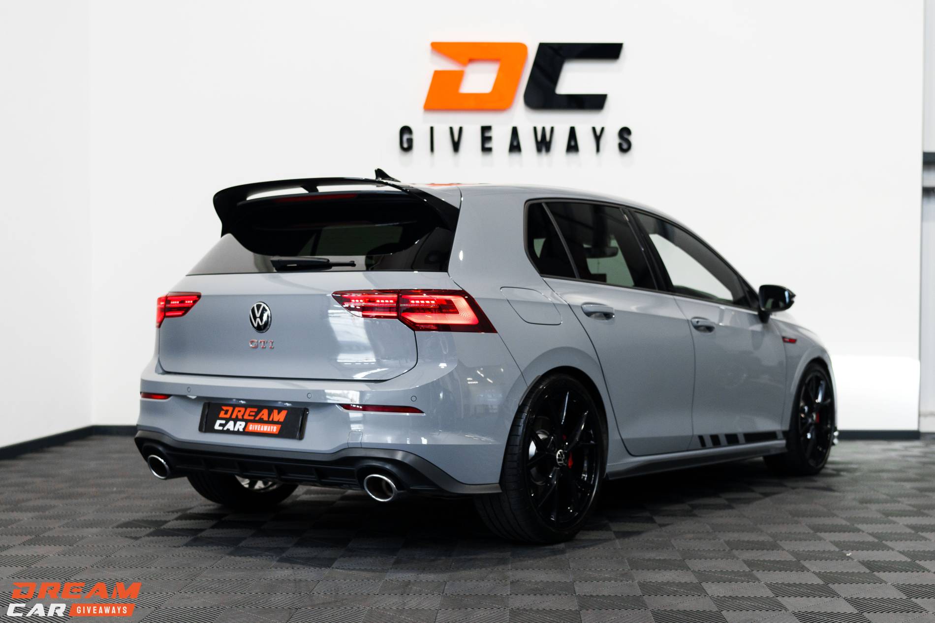 Win this 2022 Volkswagen Golf GTI Clubsport & £1,000 or £30,000 Tax Free