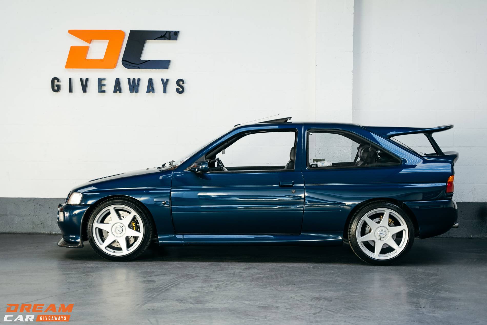 Ford Escort RS Cosworth & £1000
