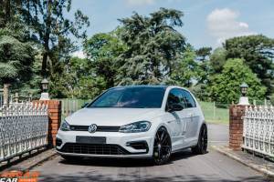 Volkswagen Golf R &amp; £1500